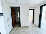 Tek Yetkili Kaçırılmayacak Fiyat Kıbrıs Girne Merkez de Türk Tapulu Havuzlu Perla Residence da Satılık 2+1 Residence