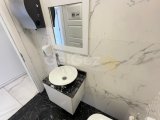 Girne Merkez'de Ana cadde Üzerinde Satılık 1. Kat Ofis