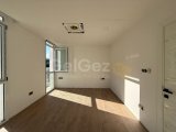 Kıbrıs Girne Karmi Bölgesin'de Kesilmez Full deniz Manzaralı, Triplex, Satılık 5+1 Villalar