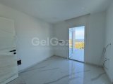 Kıbrıs Girne Karmi Bölgesin'de Kesilmez Full deniz Manzaralı, Triplex, Satılık 5+1 Villalar