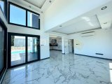 Kıbrıs Girne Karşıyaka da Denize Yürüme Mesafesinde 4+1 Özel Havuzlu Villa