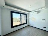 Kıbrıs Girne Karşıyaka da Denize Yürüme Mesafesinde 4+1 Özel Havuzlu Villa