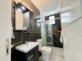 Kıbrıs Girne Lapta Bölgesinde Havuzlu Site İçinde Satılık 2+1 Ara Kat Daire