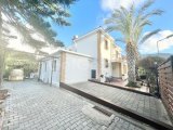 Girne Ozanköy'de Full eşyalı satılık 4+1 Havuzlu Villa