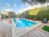 Girne Ozanköy'de Full eşyalı satılık 4+1 Havuzlu Villa