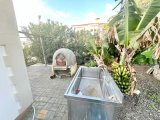 Girne Ozanköy'de Full eşyalı satılık 4+1 Havuzlu Villa