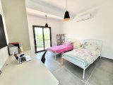 KKTC Girne Ozanköy'de Satılık Türk Malı Süper Lüx 4+1 Villa