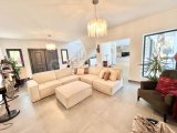 KKTC Girne Ozanköy'de Satılık Türk Malı Süper Lüx 4+1 Villa