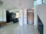 KKTC Girne Ozanköy de Deniz Manzaralı Geniş Teraslı Ful Eşyalı Sıfır Fırsat Villa