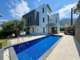KKTC Girne Ozanköy de Deniz Manzaralı Geniş Teraslı Ful Eşyalı Sıfır Fırsat Villa
