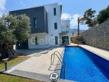 KKTC Girne Ozanköy de Deniz Manzaralı Geniş Teraslı Ful Eşyalı Sıfır Fırsat Villa