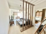 Girne Merkezde Geniş Satılık Yeni Eşyalı 2+1 Daire