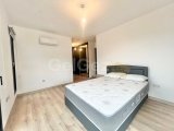 Girne Merkezde Full Deniz Manzaralı Satılık Geniş 3 + ! Daire