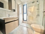 Girne Merkezde Full Deniz Manzaralı Satılık Geniş 3 + ! Daire