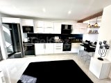 Girne Akacan Elegance Sitesinde Satılık Full Eşyalı Lüks 2+1 Daire