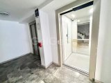 Girne Merkez'de Satılık Lüx Geniş Daire