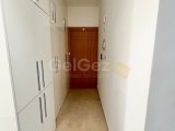 Girne Merkez'de Satılık Lüx Geniş Daire