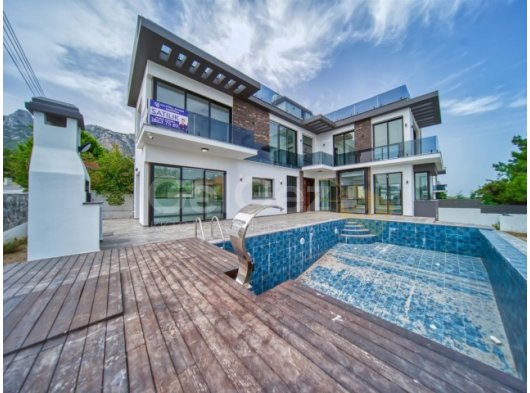 KKTC Girne Zeytinlik Bölgesinde Satılık Türk Tapulu Havuzlu 4+1 Lüks Villa