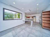 KKTC Girne Zeytinlik Bölgesinde Satılık Türk Tapulu Havuzlu 4+1 Lüks Villa