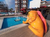 İskele Long Beach’te Denize Yürüme Mesafesinde, Ful Eşyalı, 50 Ay Vade ile Stüdyo Taşınmaya Hazır Daireler Seni Bekliyor