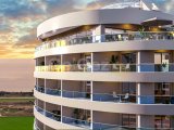 KKTC İskele Long Beach de Ada nın En Şık Yaşamıyla Tanışın