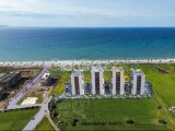 Kıbrıs Lefke de Ful Deniz Manzaralı Muhteşem Bir Yaşam Başlıyor Türk Tapulu 1+1 Daireler