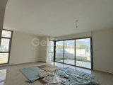 Gönyeli, Lefkoşa’da Dağ Manzaralı 4+1 Satılık Geniş Villa