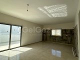 Gönyeli, Lefkoşa’da Dağ Manzaralı 4+1 Satılık Geniş Villa