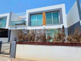 TEK YETKİLİ Kaçırılmayacak Fiyat KKTC Lefkoşa Gönyeli de Türk Tapulu Jakuzi Teraslı 3+1 Müstakil Villa