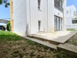 Kıbrıs Girne Karaoğlanoğlu'nda Havuzlu Site İçerisinde Satılık 2+1 Müstakil Villa