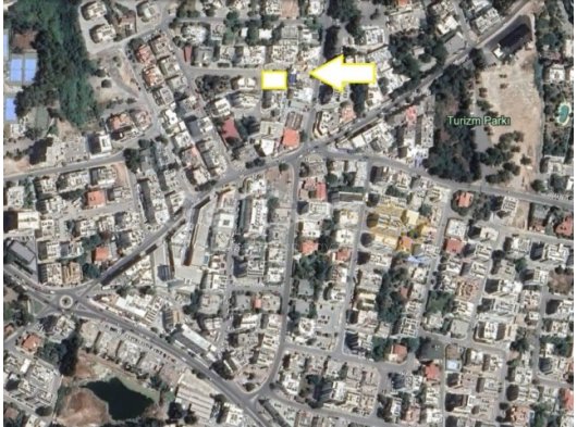 KKTC Girne Merkezde Çarşının İçinde Satılık Türk Malı Apartmanlık Arsa