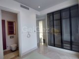 Girne Alagadi bölgesinde denize sıfır satılık 4+1 lüks yüzme havuzlu villalar