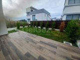 Girne Alsancak bölgesinde satılık 3+1 lüks ikiz villa