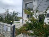 Girne Alsancak bölgesinde satılık 3+1 lüks ikiz villa