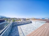 KKTC Girne Bellapais'te Deniz ve Dağ Manzaralı Ultra Lüks Satılık 3+1 Penthouse