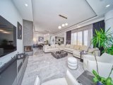 Girne Bellapais Bölgesinde, Türk Malı, Triplex, 5+2, Yüzme Havuzlu Satılık Lüks Villa