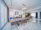 Girne Bellapais Bölgesinde, Türk Malı, Triplex, 5+2, Yüzme Havuzlu Satılık Lüks Villa