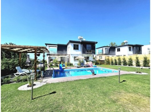 KKTC Girne Çatalköyde Anayola Yakın Lüks Eşyalı Kiralık 3+1 Havuzlu Villa