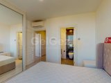 KKTC Girne Merkezde Site İçerisinde Özel Teras Yüzme Havuzlu Kiralık 4+1 Tripleks Penthouse