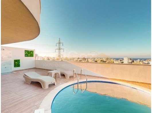 KKTC Girne Merkezde Site İçerisinde Özel Teras Yüzme Havuzlu Kiralık 4+1 Tripleks Penthouse