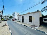 Kıbrıs Girne Merkez Çarşı İçinde Satılık Ticari Otantik Gayrimenkul