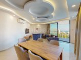 KKTC Girne Merkezde Site İçerisinde Özel Teras Yüzme Havuzlu Satılık 4+1 Tripleks Penthouse