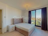 KKTC Girne Merkezde Site İçerisinde Özel Teras Yüzme Havuzlu Satılık 4+1 Tripleks Penthouse