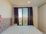 KKTC Girne Merkezde Site İçerisinde Özel Teras Yüzme Havuzlu Satılık 4+1 Tripleks Penthouse
