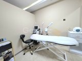 KKTC Girnede Ana Cadde Üzeri Tabela Değeri Çok Yüksek Kiralık Çift Dükkan