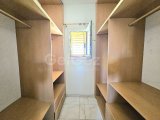 KKTC Girne Karaoğlanoğlunda Denize Sıfır 3+1 Satılık Villa