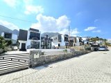 KKTC Karmi'de Site İçerisinde Eşyalı Satılık 4+1 Havuzlu Lüks Villa