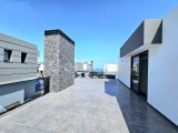 KKTC Karmi'de Site İçerisinde Eşyalı Satılık 4+1 Havuzlu Lüks Villa