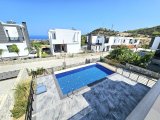 KKTC Karmi'de Site İçerisinde Eşyalı Satılık 4+1 Havuzlu Lüks Villa