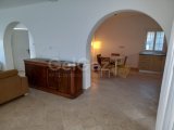 Girne, Lapta bölgesinde anayola yakın satılık 3+1 villa